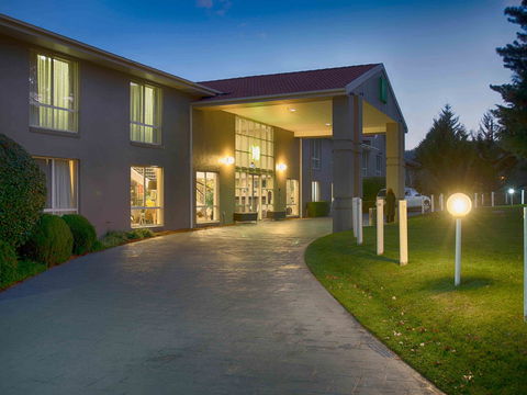 Ibis Styles Canberra - Accommodation QLD 2