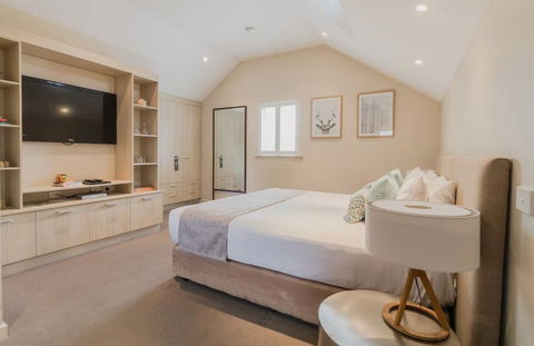 The Haus Studio Apartments - Accommodation QLD 1