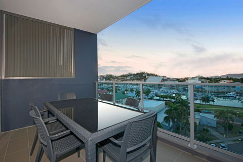 Allure Hotel And Apartments - Accommodation QLD 4