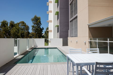 Direct Hotels - Kensington At Central - Accommodation QLD 3