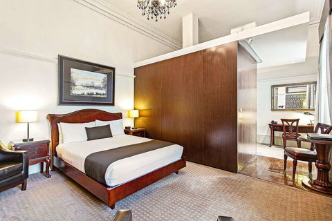 Quality Inn Heritage on Lydiard - Accommodation QLD 13