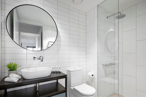 Quest Ballarat Station - Accommodation QLD 4