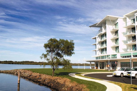 Ramada Hotel & Suites Ballina - Accommodation QLD 0