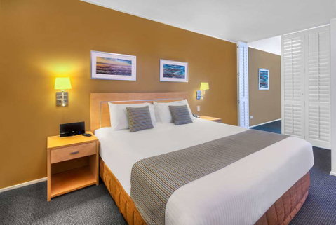 Ramada Hotel & Suites Ballina - Accommodation QLD 14