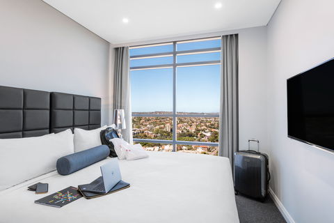 Meriton Serviced Apartments North Sydney - Accommodation QLD 11
