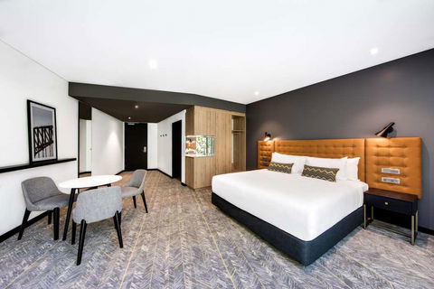Vibe Hotel North Sydney - Accommodation QLD 12