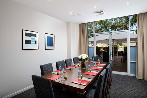 Rydges Bankstown - Accommodation QLD 8