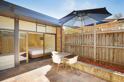 Nightcap At High Flyer Hotel - Accommodation QLD 8