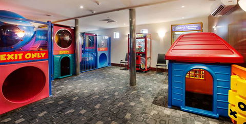 Nightcap at Playford Tavern - Accommodation QLD 9