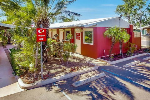 Econo Lodge Karratha - Accommodation QLD 3