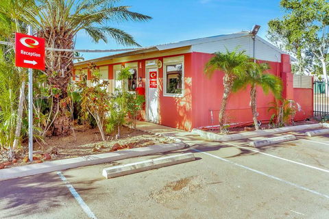 Econo Lodge Karratha - Accommodation QLD 4