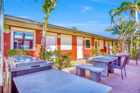 Econo Lodge Karratha - Accommodation QLD 12