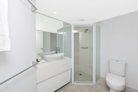 Astra Apartments The Griffin - Accommodation QLD 5