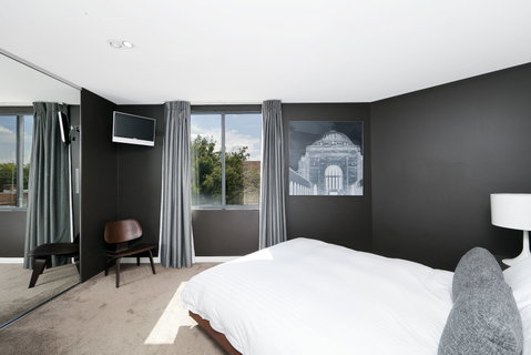 Astra Apartments The Griffin - Accommodation QLD 6