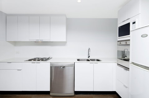 Astra Apartments The Griffin - Accommodation QLD 8