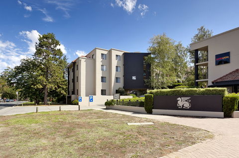 Astra Apartments The Griffin - Accommodation QLD 3