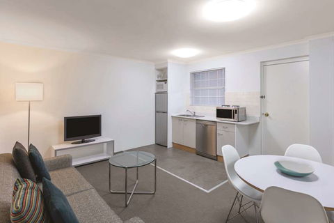 Adina Serviced Apts Canberra Kingston - Accommodation QLD 10