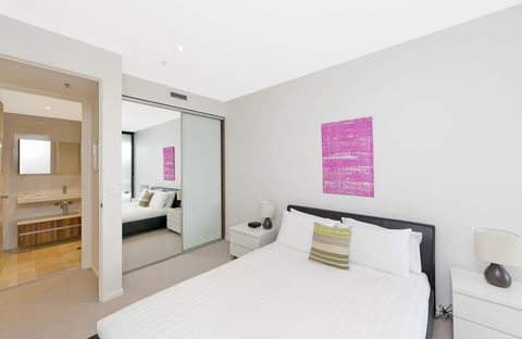 Astra Canberra Manhattan - Accommodation QLD 4