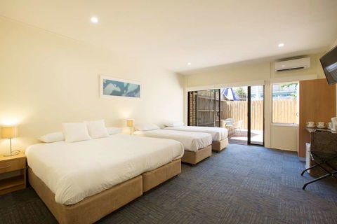 Nightcap At High Flyer Hotel - Accommodation QLD 7
