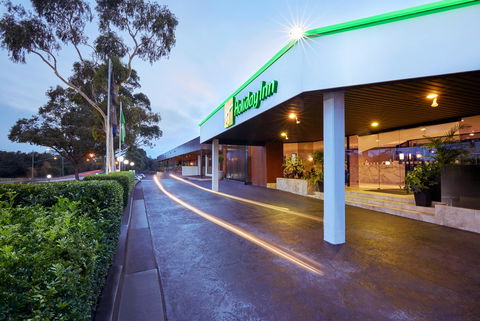 Holiday Inn Warwick Farm - Accommodation QLD 0