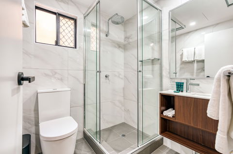 Palms City Resort - Accommodation QLD 12