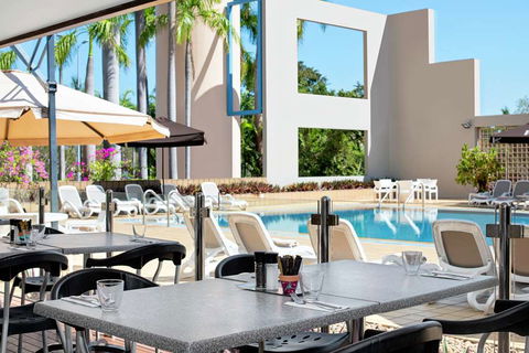 DoubleTree by Hilton Esplanade Darwin - Accommodation QLD 8