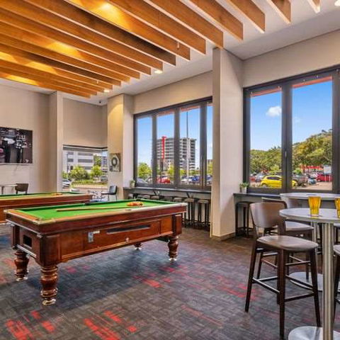 H On Mitchell Apartment Hotel - Accommodation QLD 6