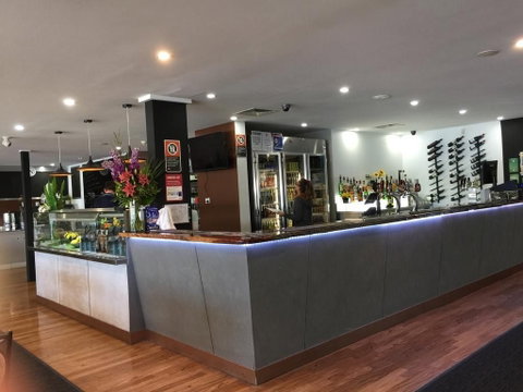 Mariners on the Waterfront - Accommodation QLD 3