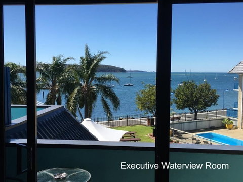 Mariners on the Waterfront - Accommodation QLD 10