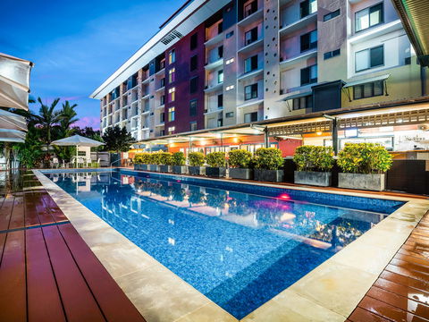 Novotel Darwin Airport Hotel - Accommodation QLD 16