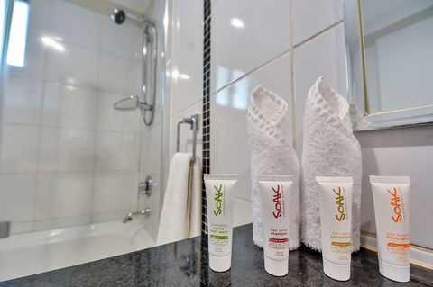 Argus Apartments Darwin - Accommodation QLD 8