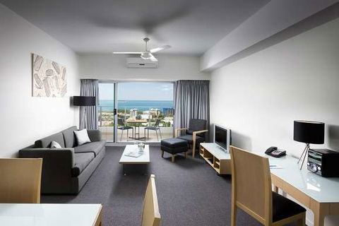 Mantra Pandanas - Accommodation QLD 4
