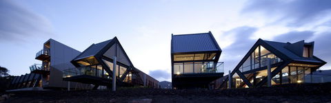 Mona Pavilions - Accommodation QLD 1