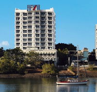 Oaks Metropole Hotel - Accommodation QLD
