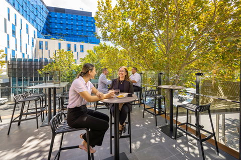 TRYP by Wyndham Pulteney Street - Accommodation QLD 1