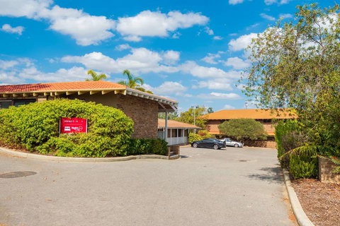 Nightcap at Wanneroo Tavern - Accommodation QLD 0