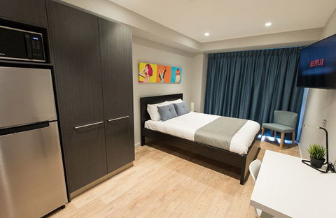 Studio 8 Residences (Adults Only) - Accommodation QLD 2