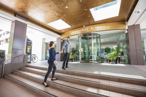 Crowne Plaza Canberra - Accommodation QLD 0