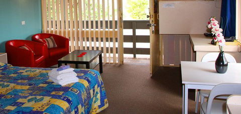 Jetty Motel - Accommodation QLD 0