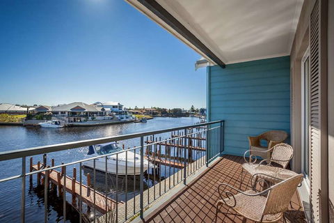 C Mandurah Resort & Serviced Apartments - Accommodation QLD 2