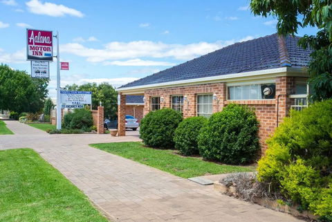 Golden Chain Aalana Motor Inn - Accommodation QLD 0