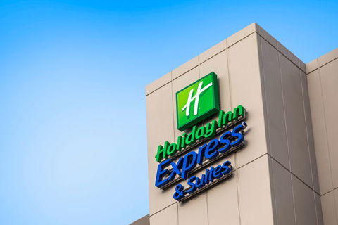 Holiday Inn Express/Stes Sunshine Coast - Accommodation QLD 2