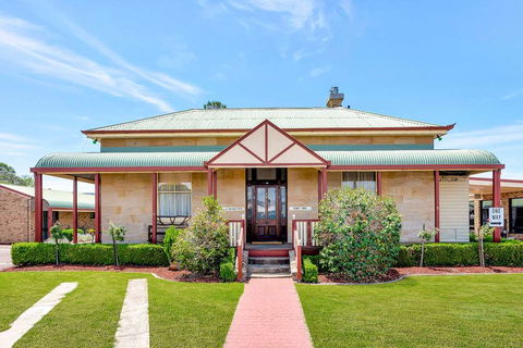 Comfort Inn Warwick - Accommodation QLD 2
