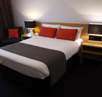 Alpha Hotel Canberra - Accommodation QLD