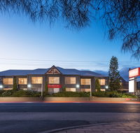 Bellevue on the Lakes - Accommodation QLD