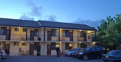 Country Plaza Queanbeyan - Accommodation QLD 1