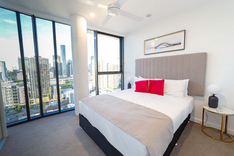 Arise Brisbane One - Accommodation QLD 1