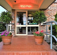 Grand Country Lodge - Accommodation QLD