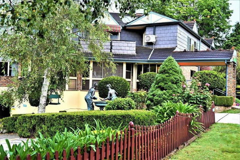 Grand Country Lodge - Accommodation QLD 1