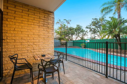 Kawana Waters Hotel by NightCap - Accommodation QLD 1